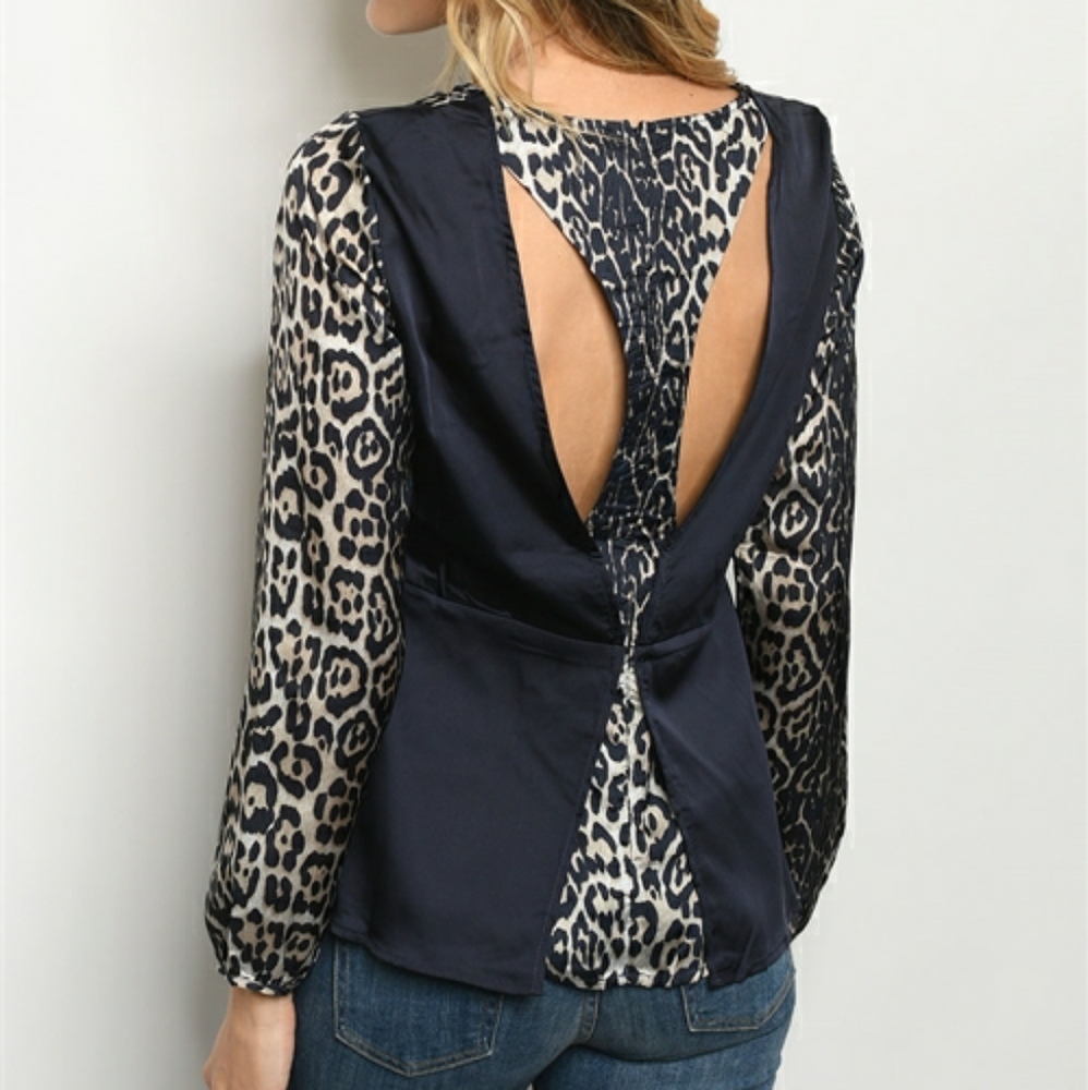 NWT Navy Cheetah Print Long Sleeve Top S-M-L